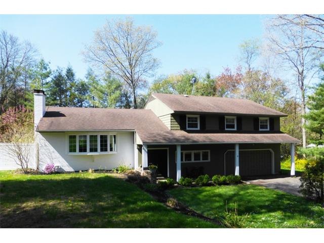 133 Northwood Dr, Middlebury, CT 06762 - photo 1