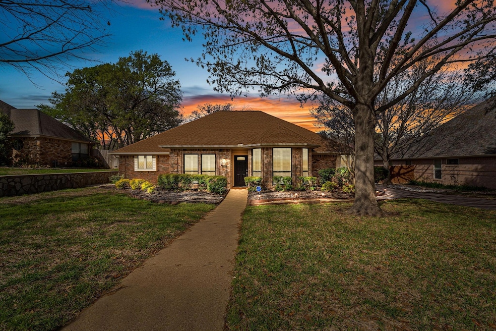 2807 Rock Port Cove, Grapevine, TX 76051 - photo 1