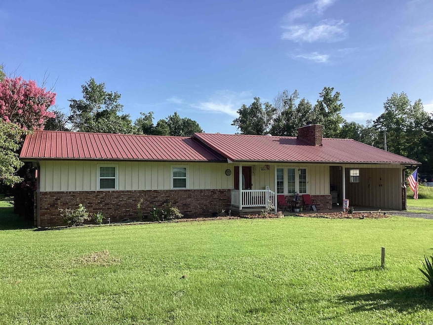 806 Sampson Ave, Mena, AR 71953 - photo 1