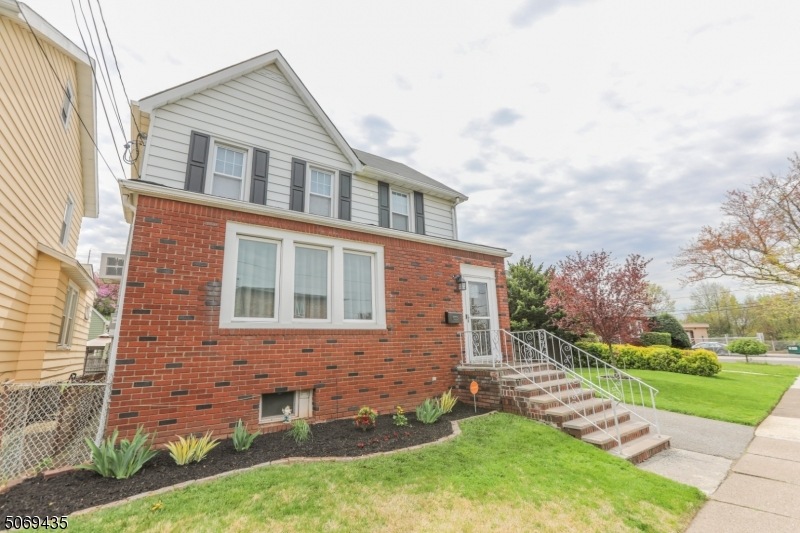 242 Mountain Way, Lyndhurst, NJ 07071 - photo 1