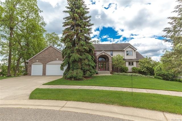 Custom Home on Premium Walk-out Site