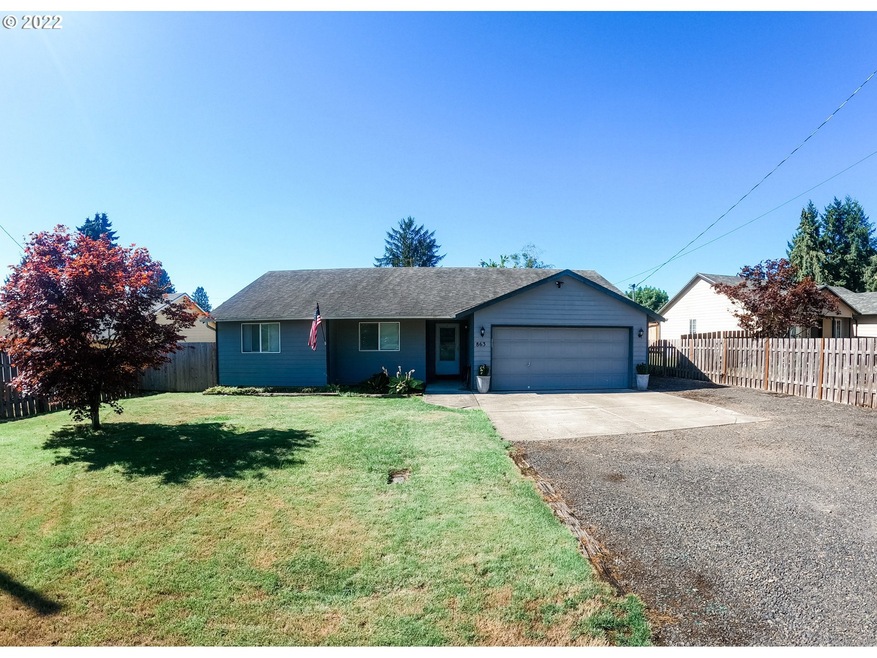 863 E 7th St, Lafayette, OR 97127 - photo 1