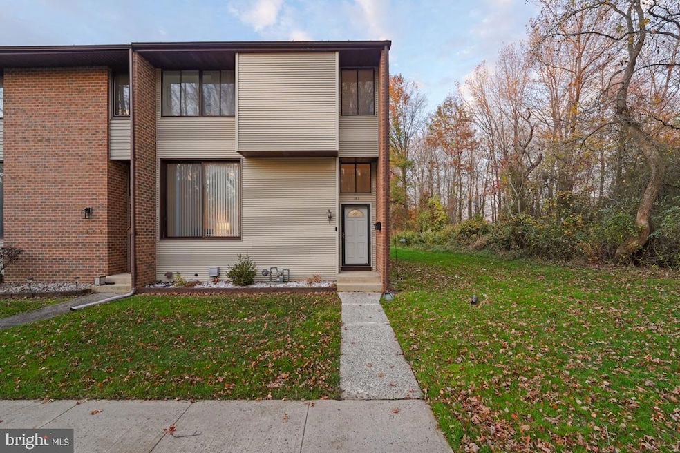 Under Contract $460,000