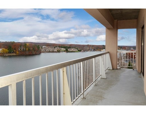 The Lakeshore Condominiums unit 802, Worcester, MA 01604 - photo 1