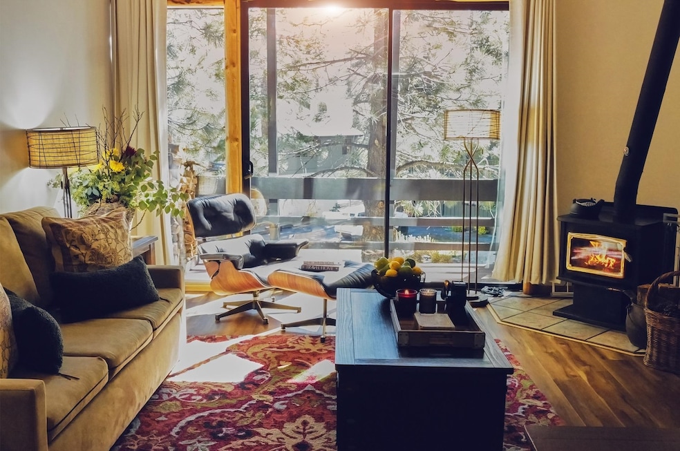 For Sale $695,000 • Co-Listing Agent