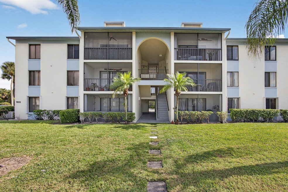 1110 Green Pine Blvd unit 71, West Palm Beach, FL 33409 - photo 1