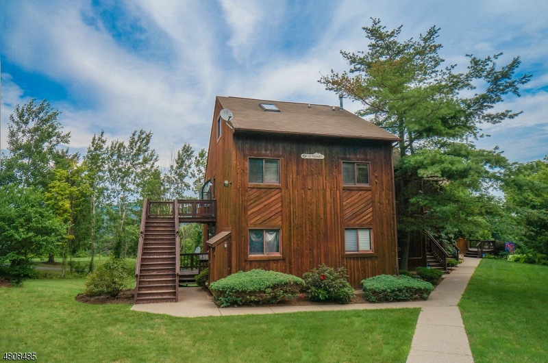 2 Le Touquet unit 5, Vernon, NJ 07462 - photo 1