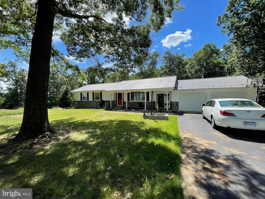 2907 Jacks Mill Rd, Chambersburg, PA 17202 - photo 1