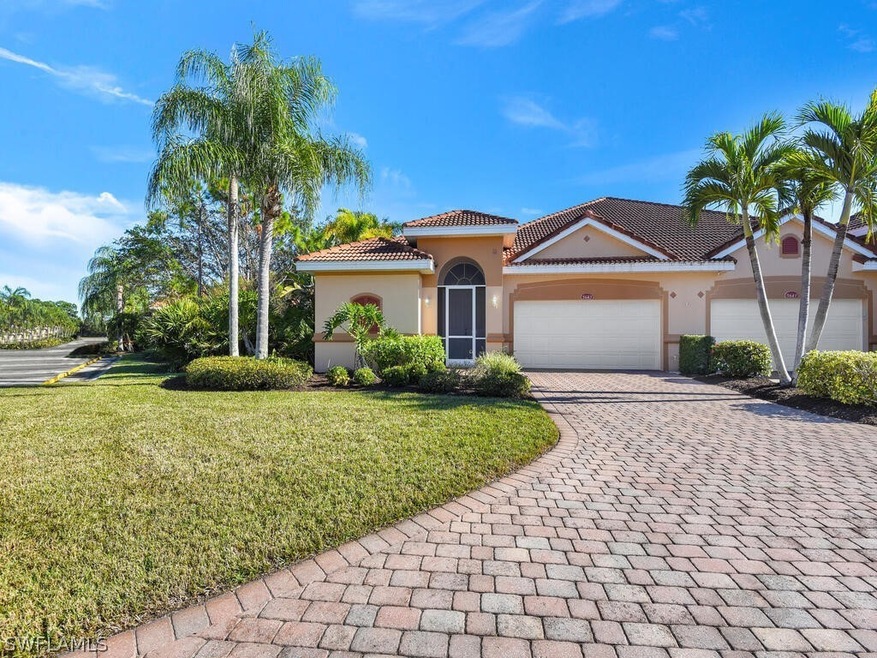 Waterfront 2- Story Courtyard Home w/ Pool