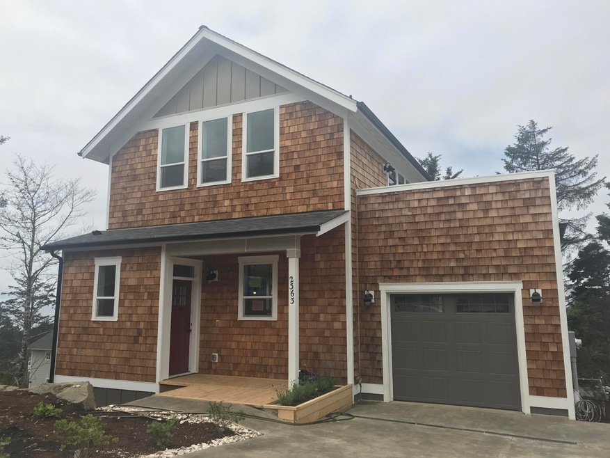 2363 SW Driftwood Ln, Lincoln City, OR 97367 - photo 1