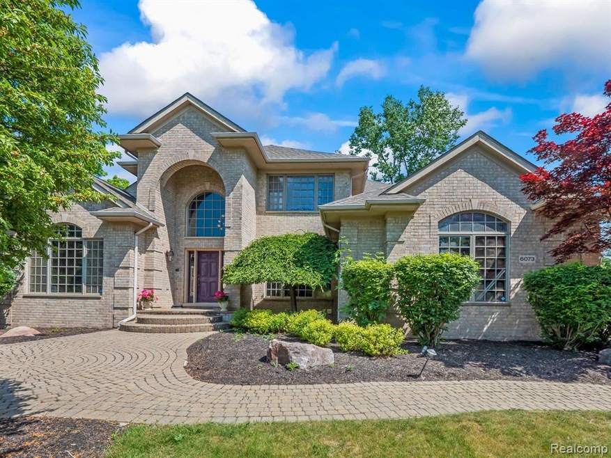 6073 Golden Ln, West Bloomfield, MI 48322 - photo 1