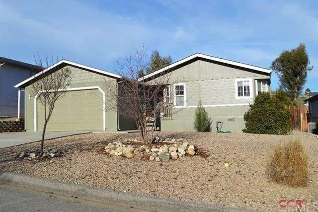 Front of home. Easy maintenance yard