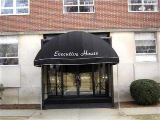 Executive House unit 808, Worcester, MA 01609 - photo 1