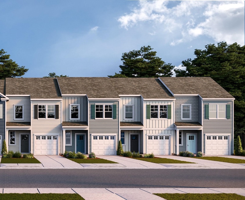 237 Camden Dr, Waynesboro, VA 22980 - photo 1