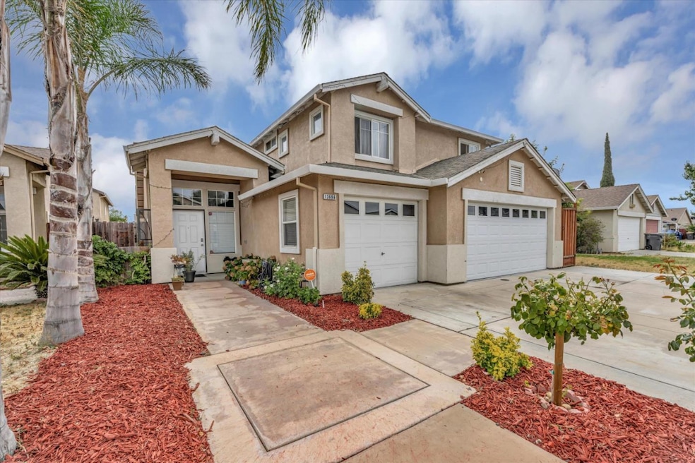 Sold $600,000 • Co-Listing Agent