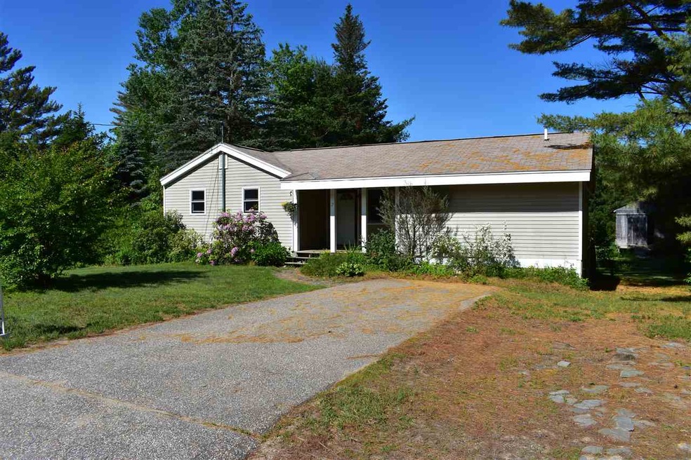 7 Crescent St, Plymouth, NH 03264 - photo 1