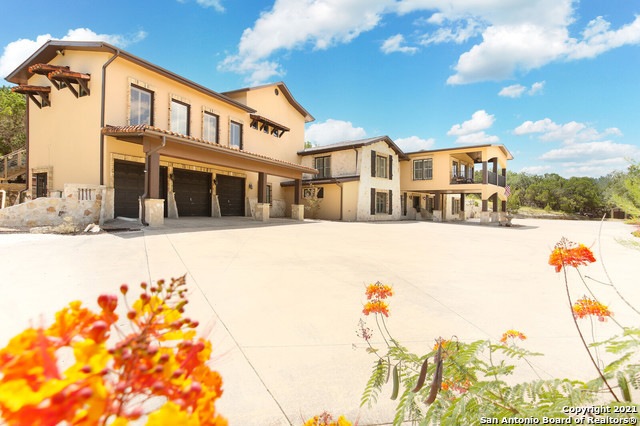 20278 Scenic Loop Rd, Helotes, TX 78023 - photo 1