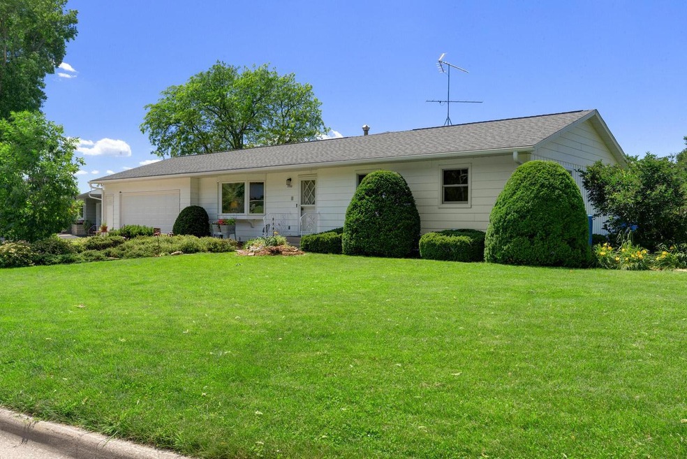 3700 Elm