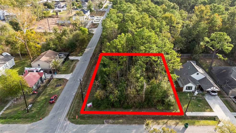 6030 Wedgefield St, Houston, TX 77028 - photo 1