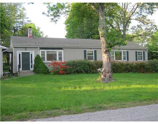 67 Hess Ave, Warwick, RI 02889 - photo 1