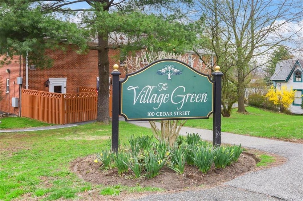 100 Cedar St unit B2, Dobbs Ferry, NY 10522 - photo 1