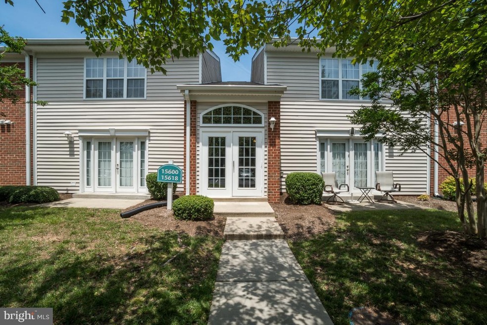 15602 Weathervane Terrace unit 602, Woodbridge, VA 22191 - photo 1