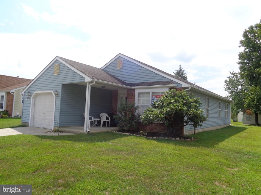 90 Knollwood Dr, Woodbury, NJ 08096 - photo 1