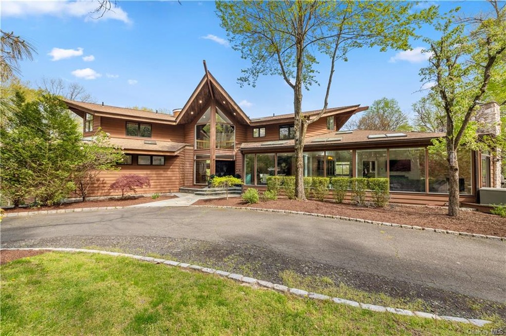 354 Phillips Hill Rd, New City, NY 10956 - photo 1