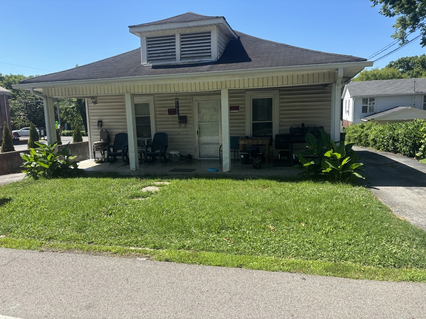 707 W 7th St unit A, Columbia, TN 38401 - photo 1