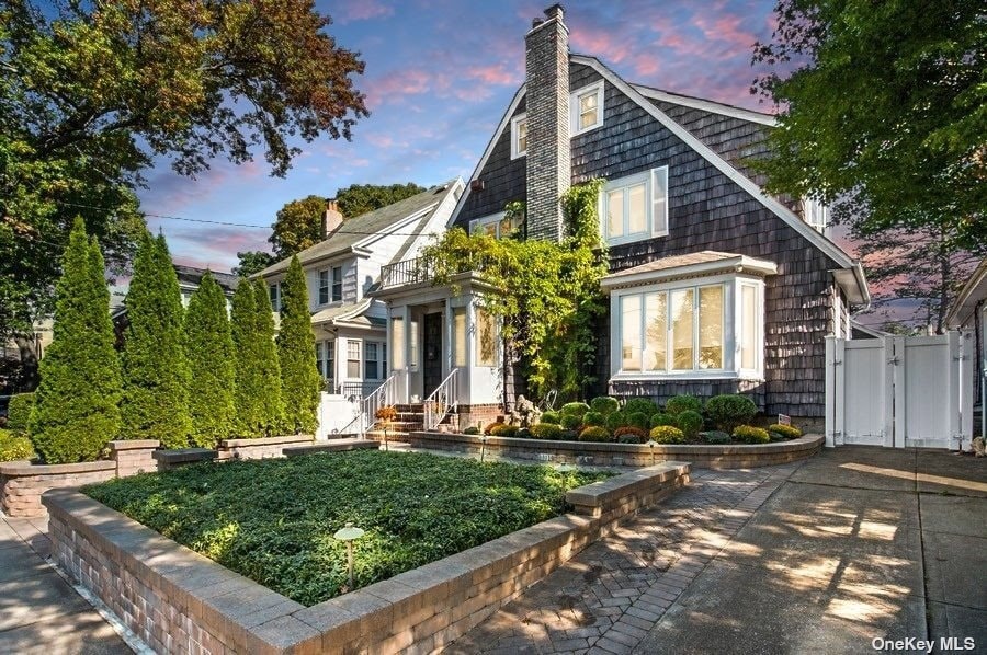 33-61 168th St, Flushing, NY 11358 - photo 1