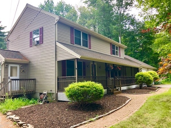 125 Dudley Rd, Oxford, MA 01540 - photo 1