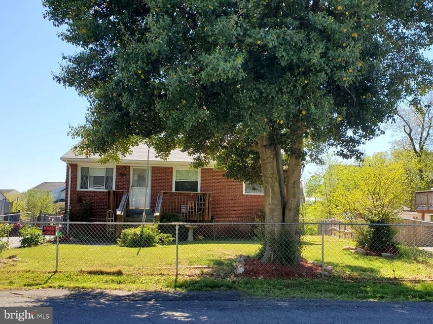 16020 Crest Dr, Woodbridge, VA 22191 - photo 1