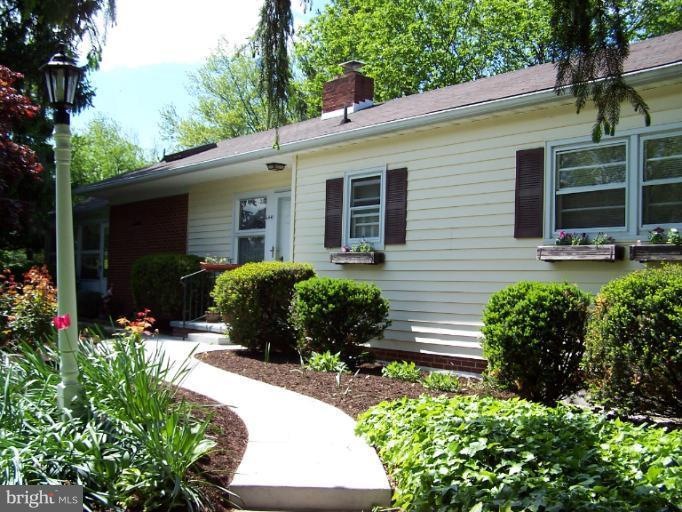 6448 Sunset Dr, Frederick, MD 21702 - photo 1