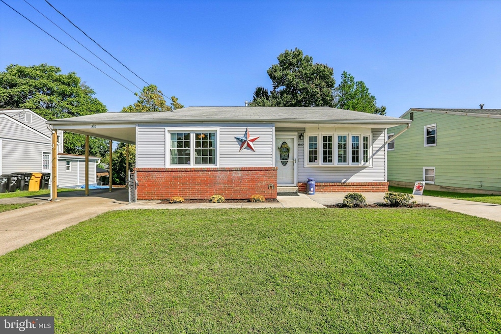 810 Lynvue Rd, Linthicum Heights, MD 21090 - photo 1