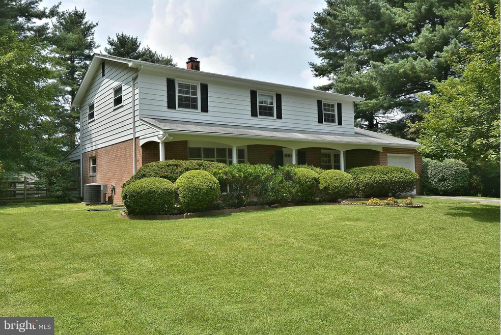 9014 Pittsfield Rd, Pikesville, MD 21208 - photo 1