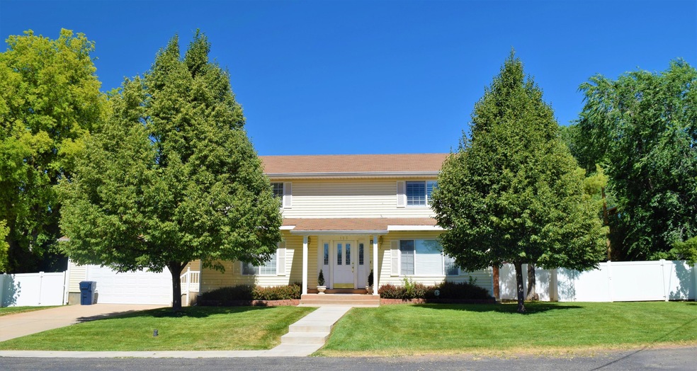 123 S 200 E, Parowan, UT 84761 - photo 1