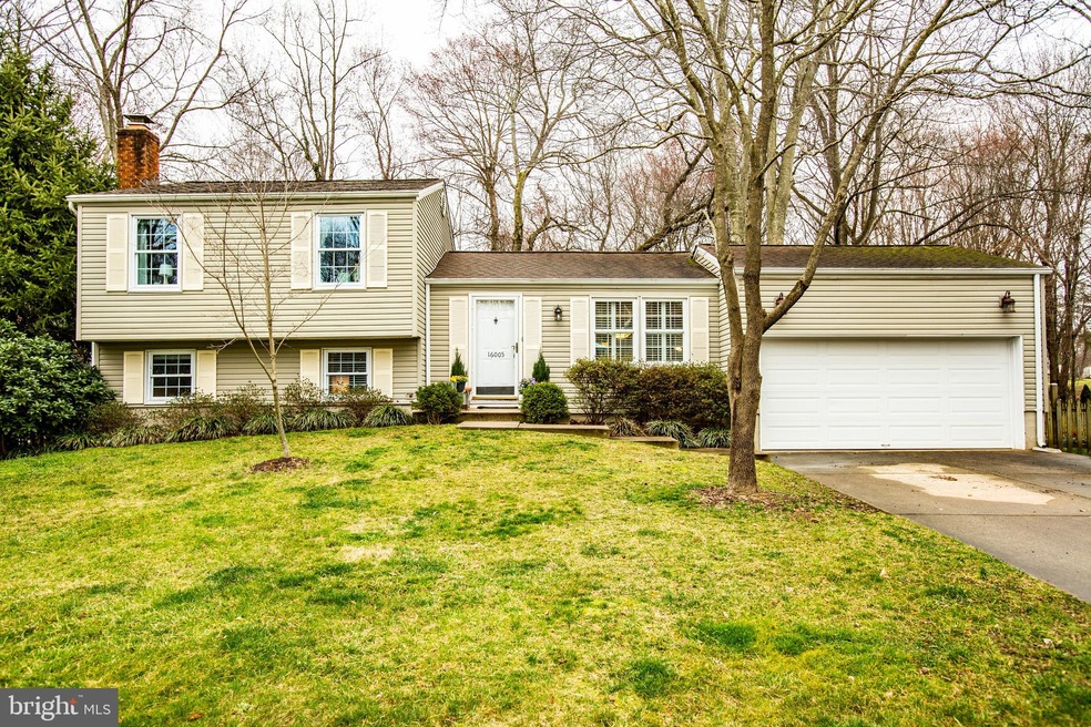 16005 Fairway Dr, Dumfries, VA 22025 - photo 1