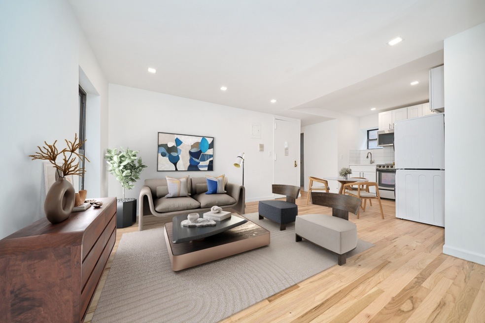 369 W 35th St unit 3, New York, NY 10001 - photo 1