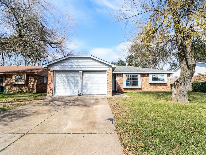 1330 Twinbrooke Dr, Houston, TX 77088 - photo 1