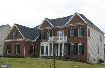 43435 Mountcastle Dr, Chantilly, VA 20152 - photo 1