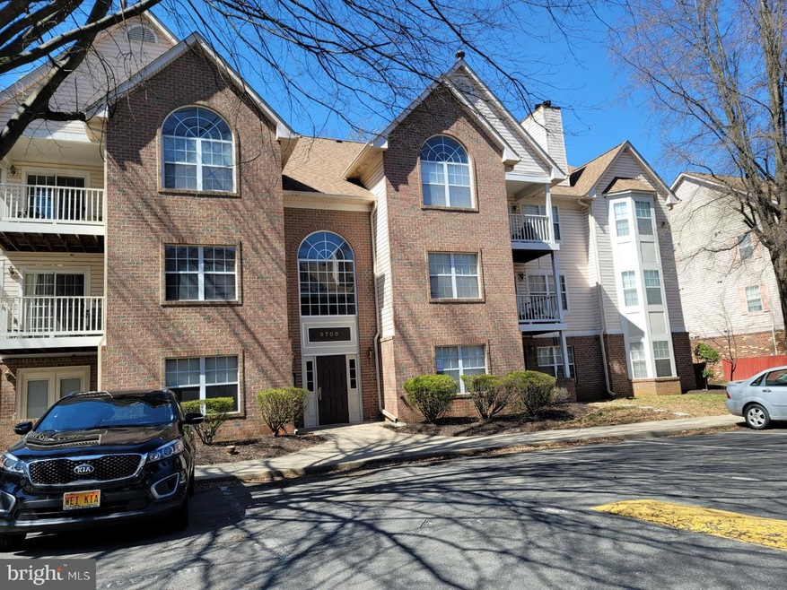 9708 Lake Pointe Ct unit 202, Upper Marlboro, MD 20774 - photo 1