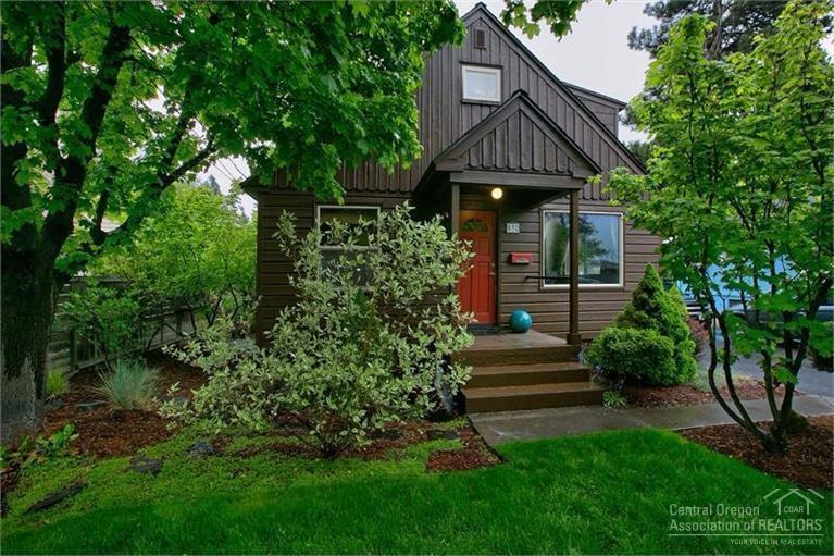 532 NE Burnside Ave, Bend, OR 97701 - photo 1