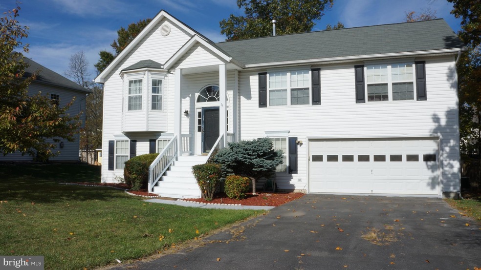 345 Montgomery Cir, Stephens City, VA 22655 - photo 1