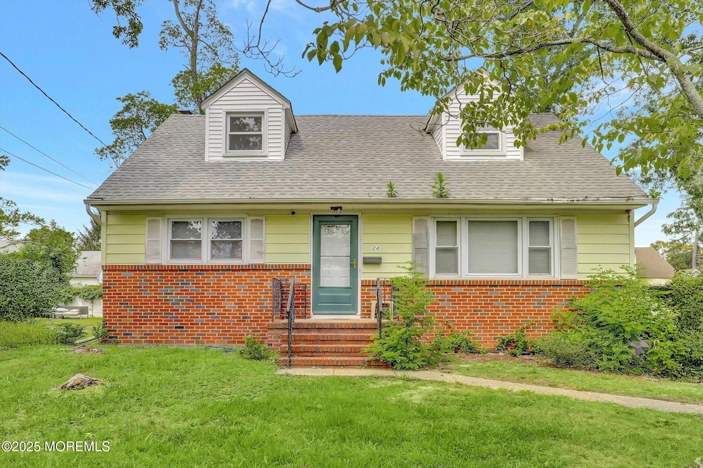 24 Berger Ave, Oakhurst, NJ 07755 - photo 1