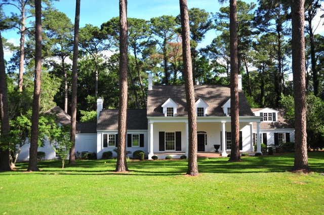 1201 Pinecrest Dr, Albany, GA 31707 - photo 1