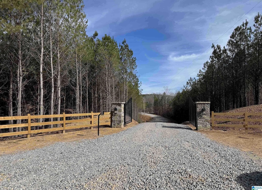 For Sale $525,900 • Co-Listing Agent