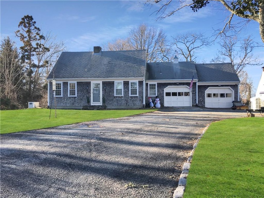 Front of house & Driveway