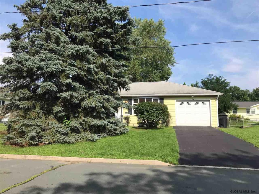 6 Wilde Dr, Troy, NY 12180 - photo 1