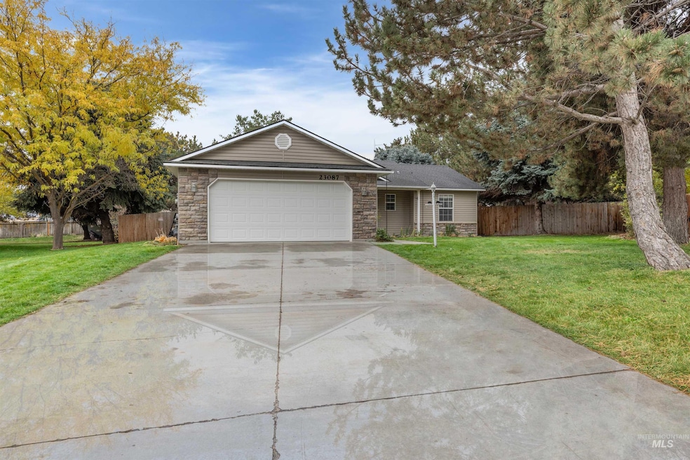 23087 Forest Hills Loop, Caldwell, ID 83607 - photo 1
