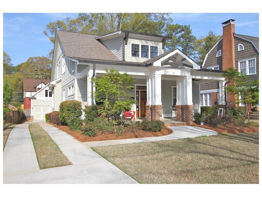 Gorgeous almost-new home from respected local buil